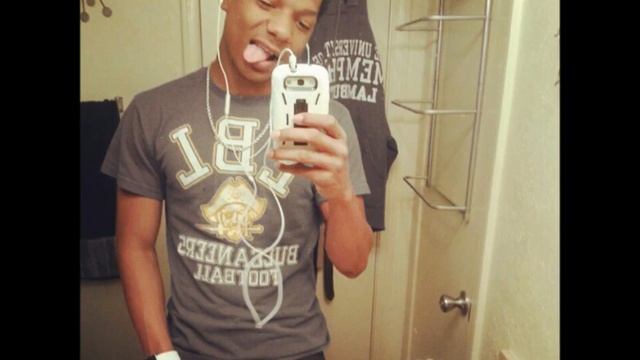 Ru Money - Pop It смотреть онлайн