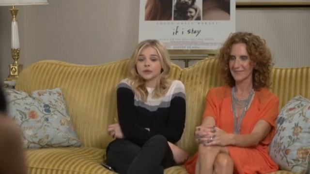 "If I Stay" Interview with Chloe Grace Moretz & Gayle Forman смотреть онлайн