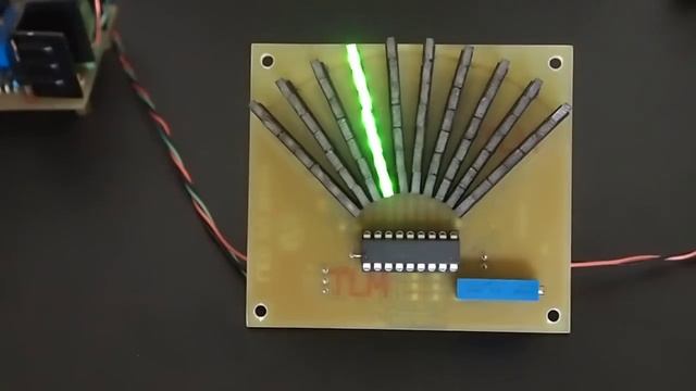 LED VU meter with LM3916 смотреть онлайн
