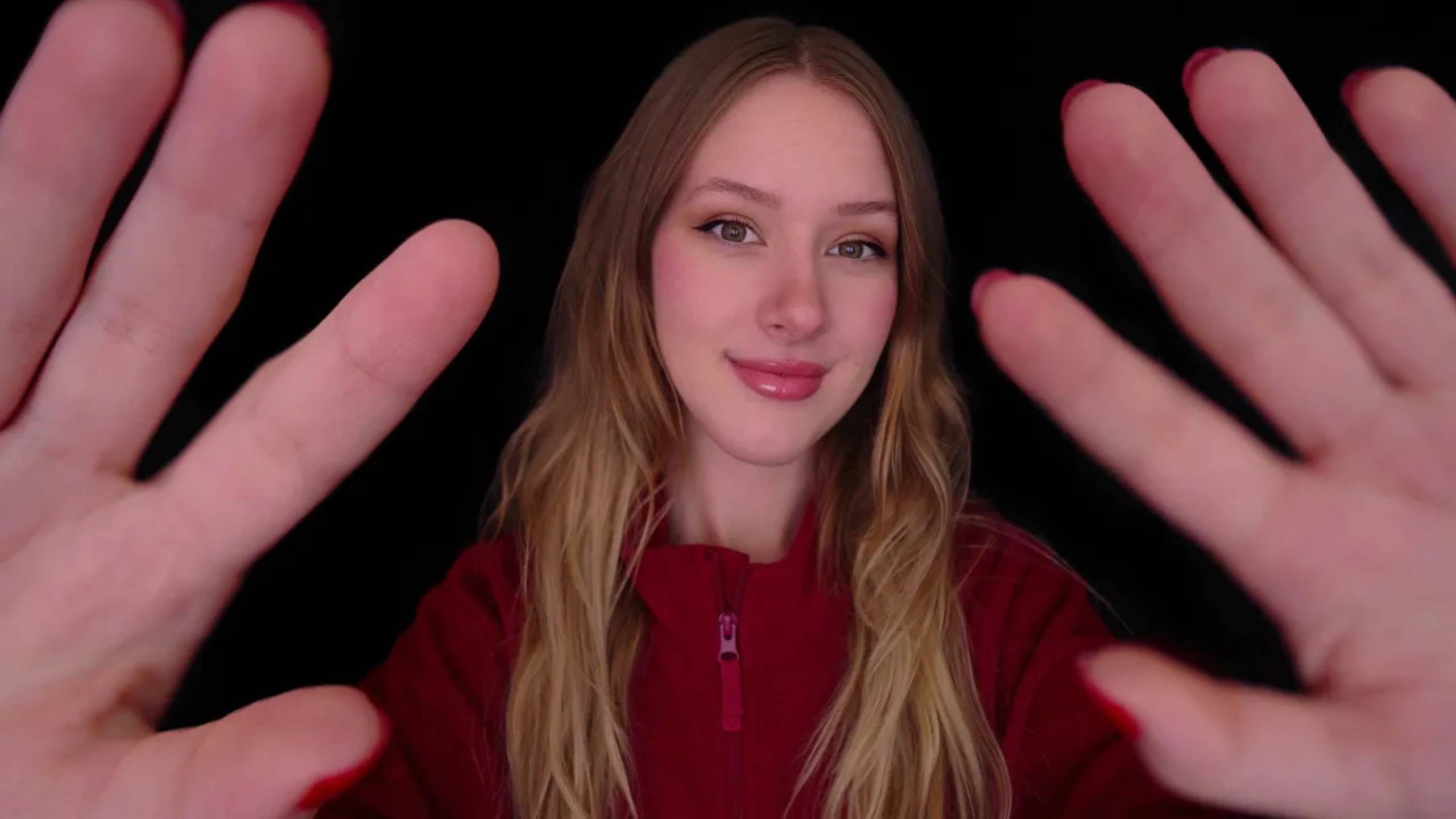 ASMR чрезвычайно близкие движения рук смотреть онлайн