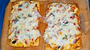 МОЖЕТ ПИЦЦУ?