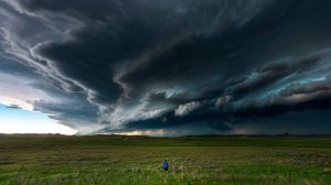 Слабые грозы в деревне, июнь 2024