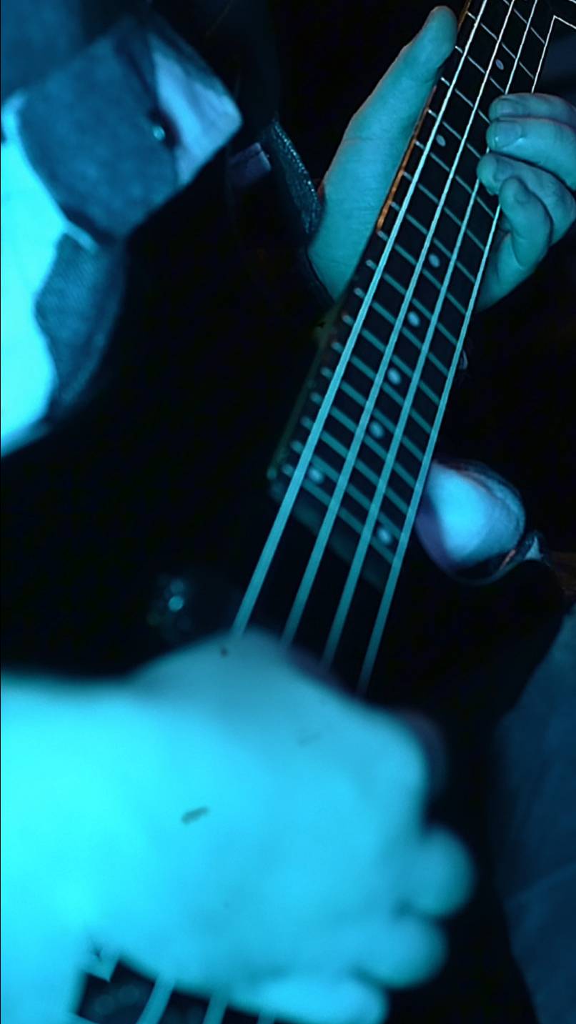 Запись бас-гитары к новой песне #DreamVeil