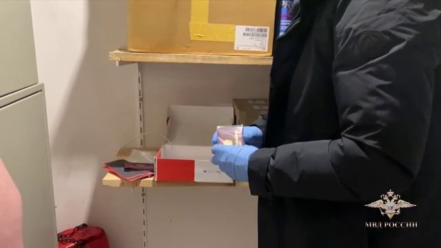 В Томской области сотрудники полиции задержали подозреваемого в разбое смотреть онлайн