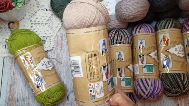 коллекция носочной пряжи Артисан и хлопковой носочки смотреть онлайн