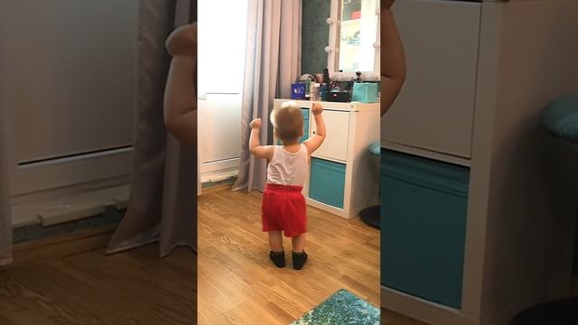 Диджей зажигай смотреть онлайн