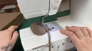 Сшила рюкзак из шнура своими руками мастер класс