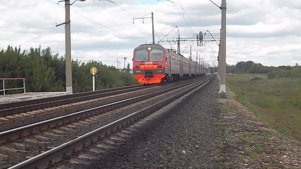 Электропоезд ЭД9М-0154. Прибытие.