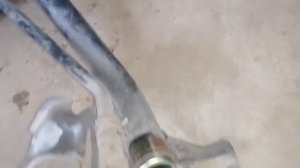 ПРИ ЗАПРАВКИ АВТОМОБИЛЯ, ВЫТЕКАЕТ БЕНЗИН, ПОЧЕМУ_...