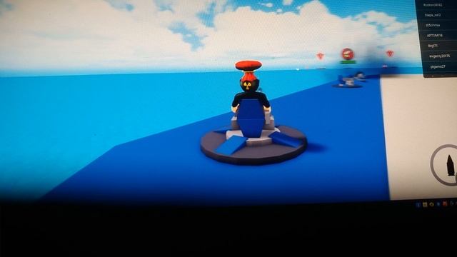 играю в игры в роблоксе