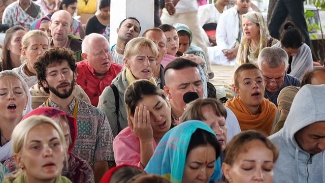 2024.11.04 Сунехра 02 Бада Хари прабху киртан смотреть онлайн