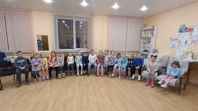 "Мамочка моя", хор "Крутые парни и девчонки" (24.11.2024) смотреть онлайн