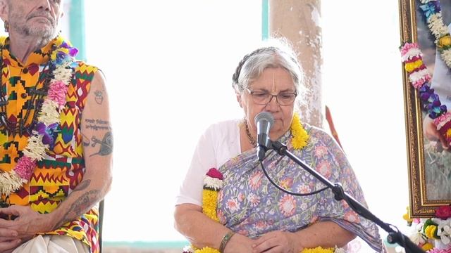 2024.11.05 День Ухода Шрилы Прабхупады 05 матаджи Вишеша подношение смотреть онлайн