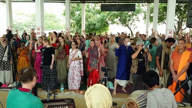 2024.11.04 Сунехра 05 Шри Прахлад прабху киртан смотреть онлайн