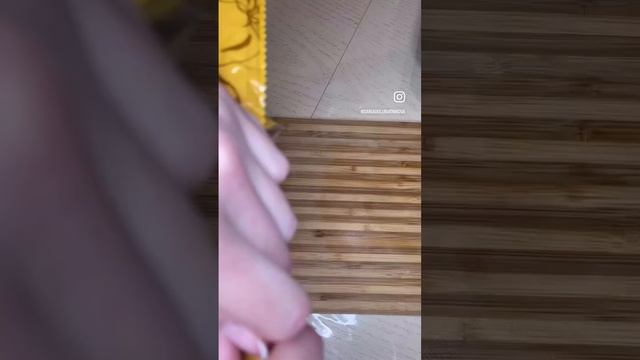 Ролл с сочной говяжей котлеткой и свежими овощами 😍