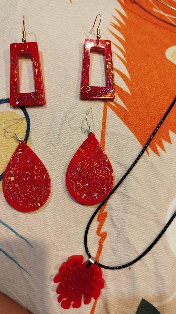 Изделия из эпоксидной смолы своими руками, серьги, кольца, брелки сделать легко своими руками смотреть онлайн