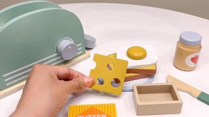 Развивающие игрушки. Игровой набор "Готовим вкусные тосты". Для малышей мультики. Игры для детей