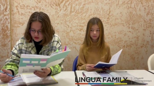 An interview about Sir Arthur Conan Doyle✨ 1