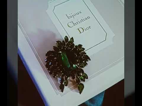 Dior Рассказ в картинках смотреть онлайн