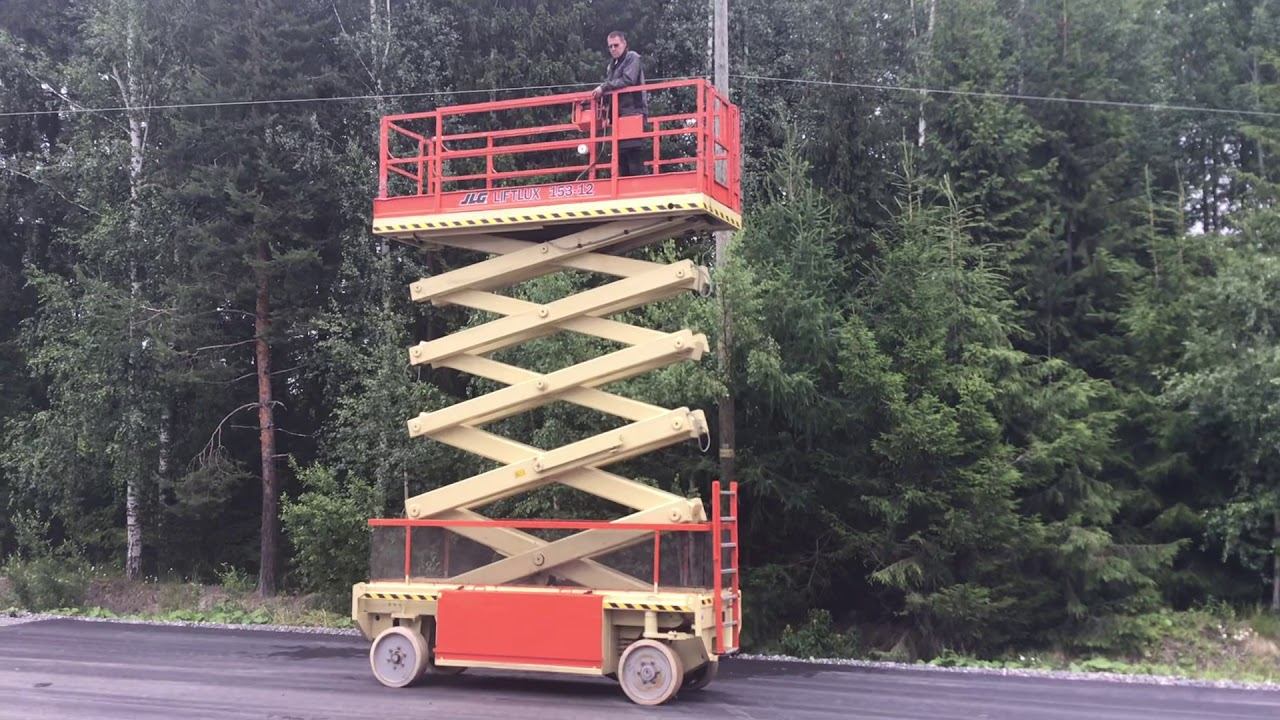 JLG Liftlux 153-12 saksilavanostin смотреть онлайн