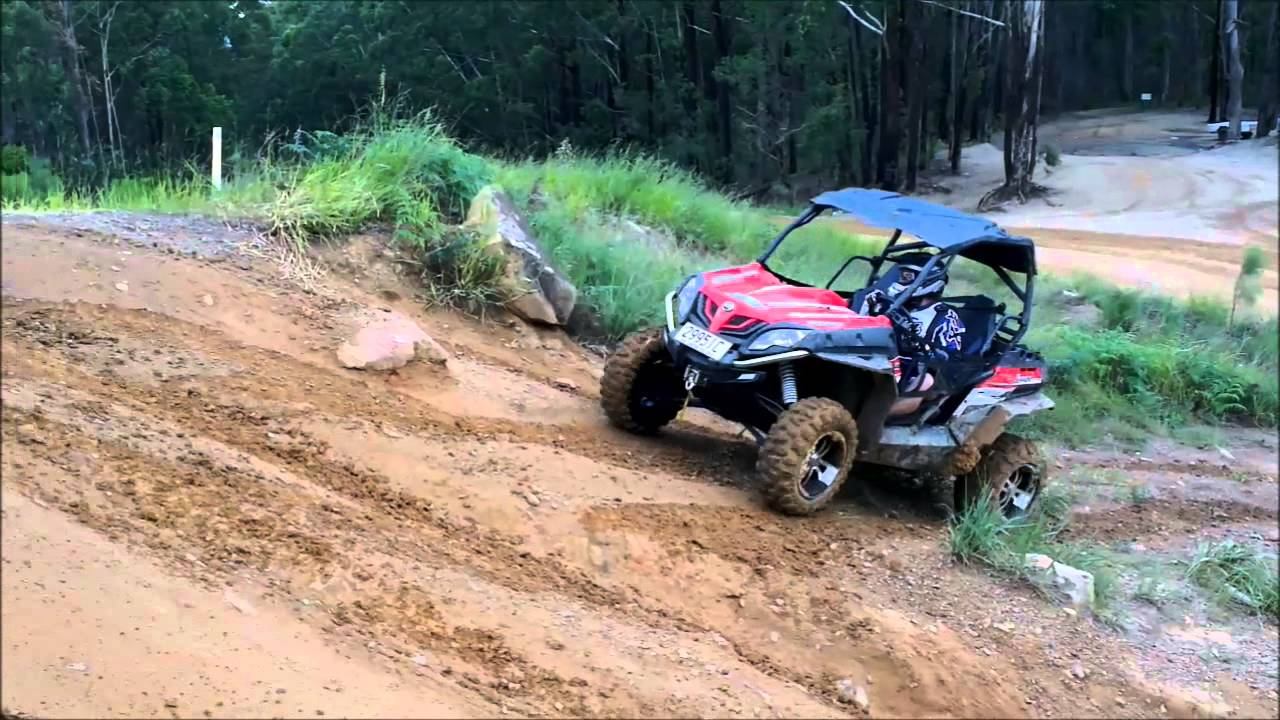 CF Moto Z8 Fun bashing at GlassHouse смотреть онлайн