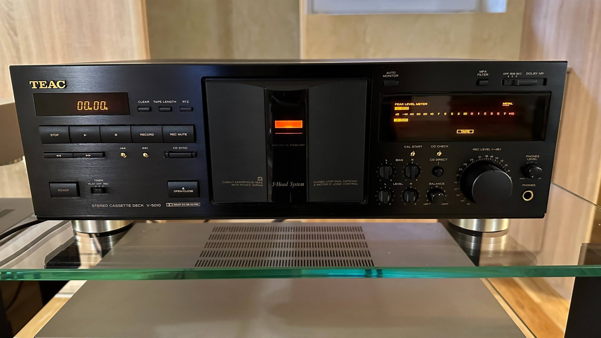 TEAC V-5010 кассетная дека смотреть онлайн