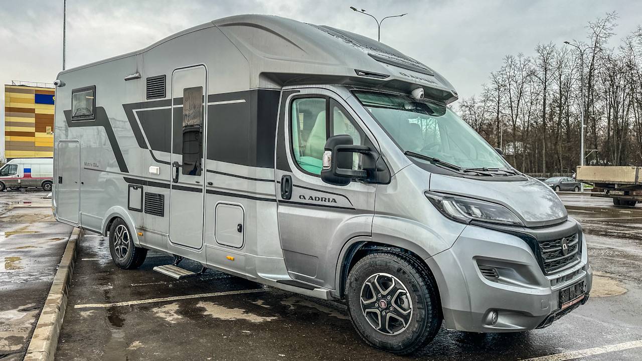 Автодом лучший по комплектации и цене в России. Обзор автодома Adria Matrix Supreme 670 SL смотреть онлайн