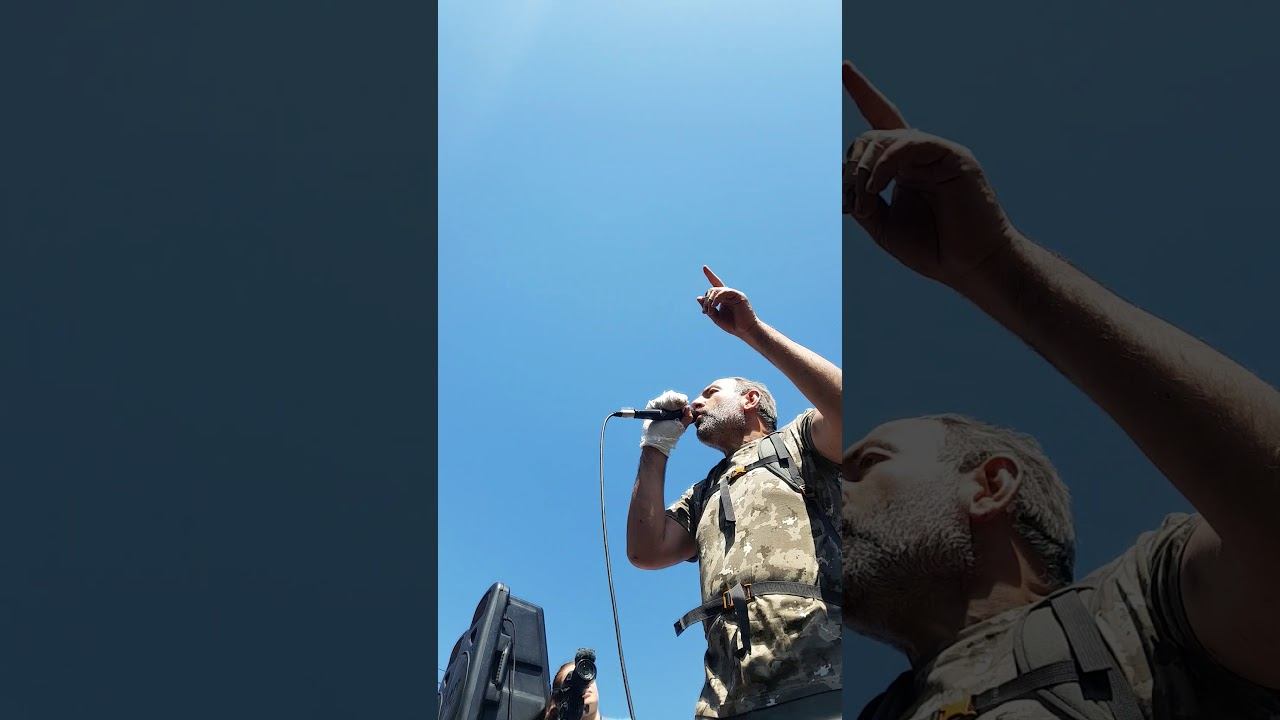 Opposition leader Nikol Pashinyan calls for 'velvet revolution', 17 April 2018 смотреть онлайн