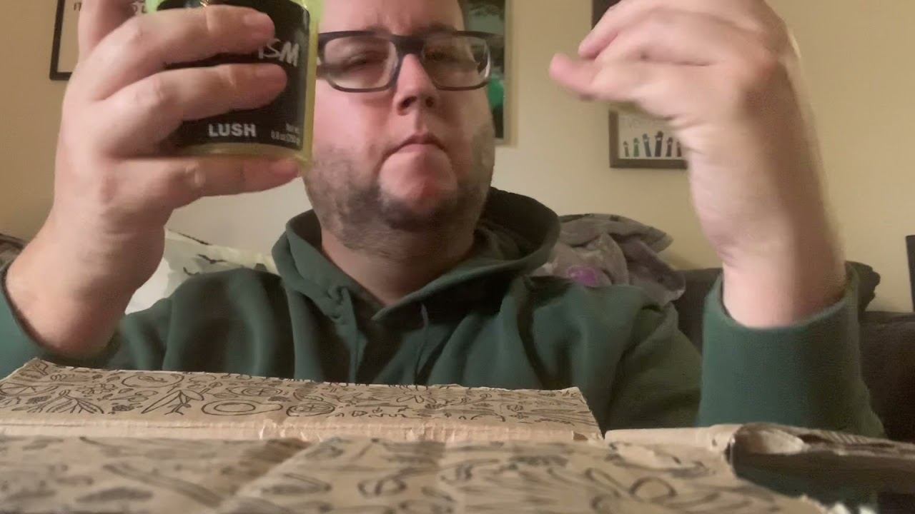 Halloween Lush Unboxing ASMR смотреть онлайн