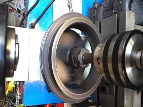 Boring Milwaukee Steel Hawg through cast iron смотреть онлайн