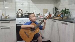 Лишь о тебе мечтая.