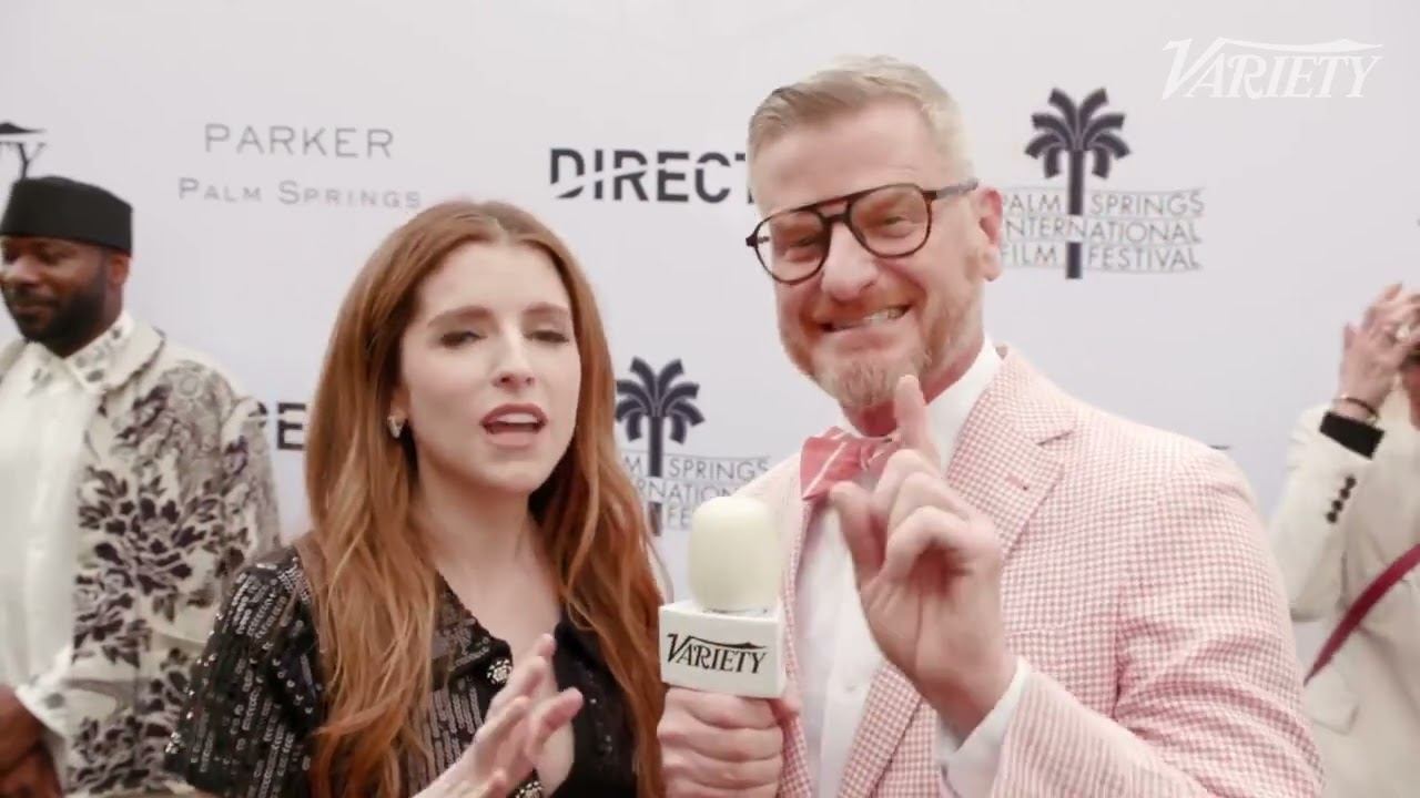 Anna Kendrick Reacts to the Twilight TV Series and Reflects on the Phenomenon that Started it All смотреть онлайн