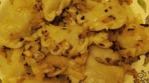 ВАРЕНИКИ С КВАШЕНОЙ КАПУСТОЙ, ФАРШЕМ ИЗ САМОГО ПРОСТОГО ТЕСТА