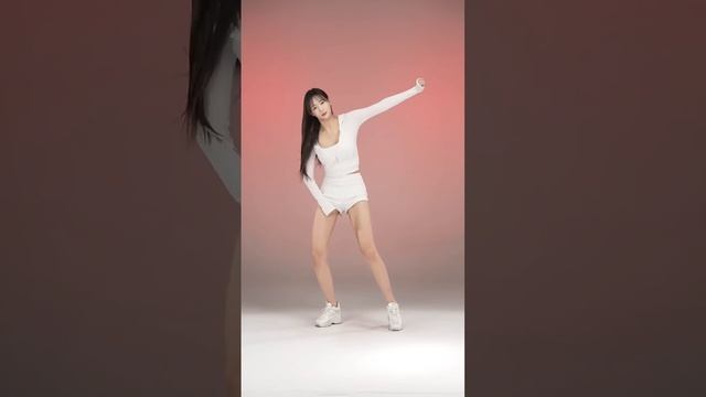 shhh!!❤️#viviz #shhh #yunamong #dance #challenge #kpop #챌린지 #댄스 #유나몽 #foryou @viviz.official смотреть онлайн