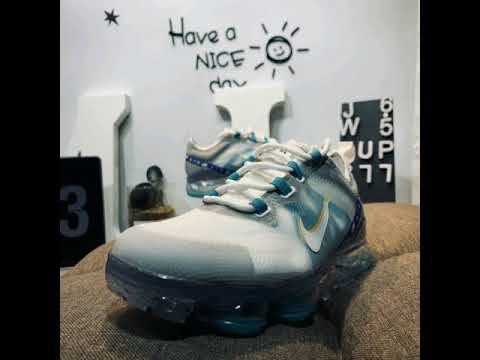 Новинка года беговые кроссовки nike смотреть онлайн