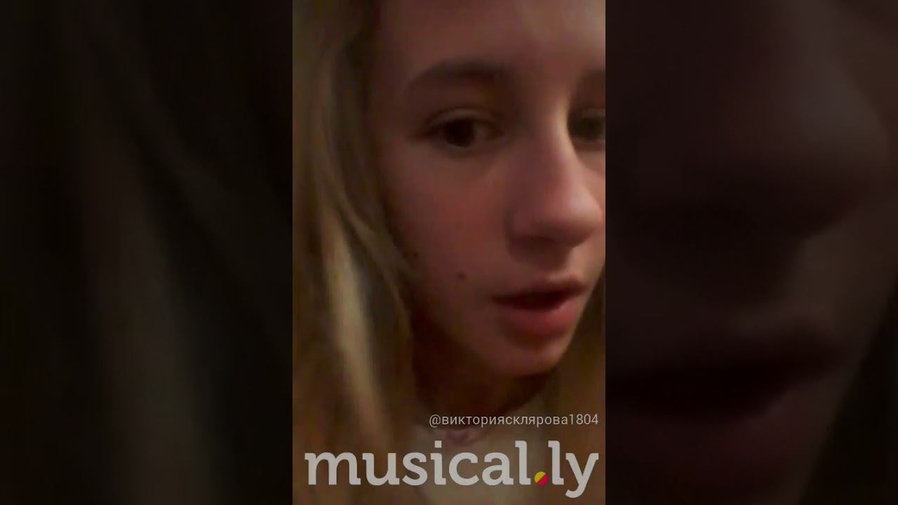 Бомбит у кого-то смотреть онлайн