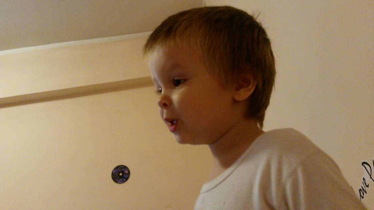 Мишка косолапый по лесу идет , . смотреть онлайн