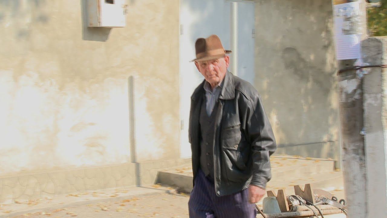 Власти превратили Молдову в гетто для пенсионеров смотреть онлайн