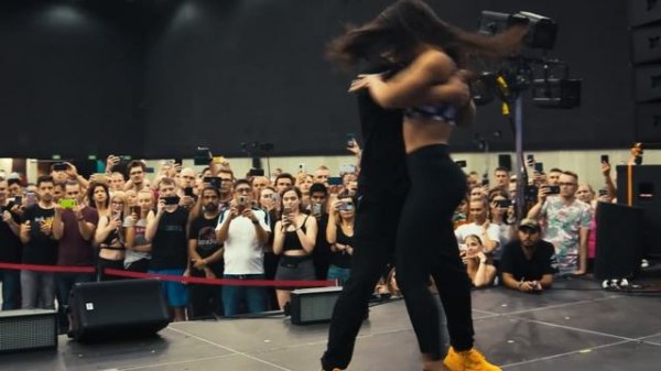 WILVEN BELLO Ultima Botella Marco y Sara Bachata Style 2022 bailando en BACHATURO 2022