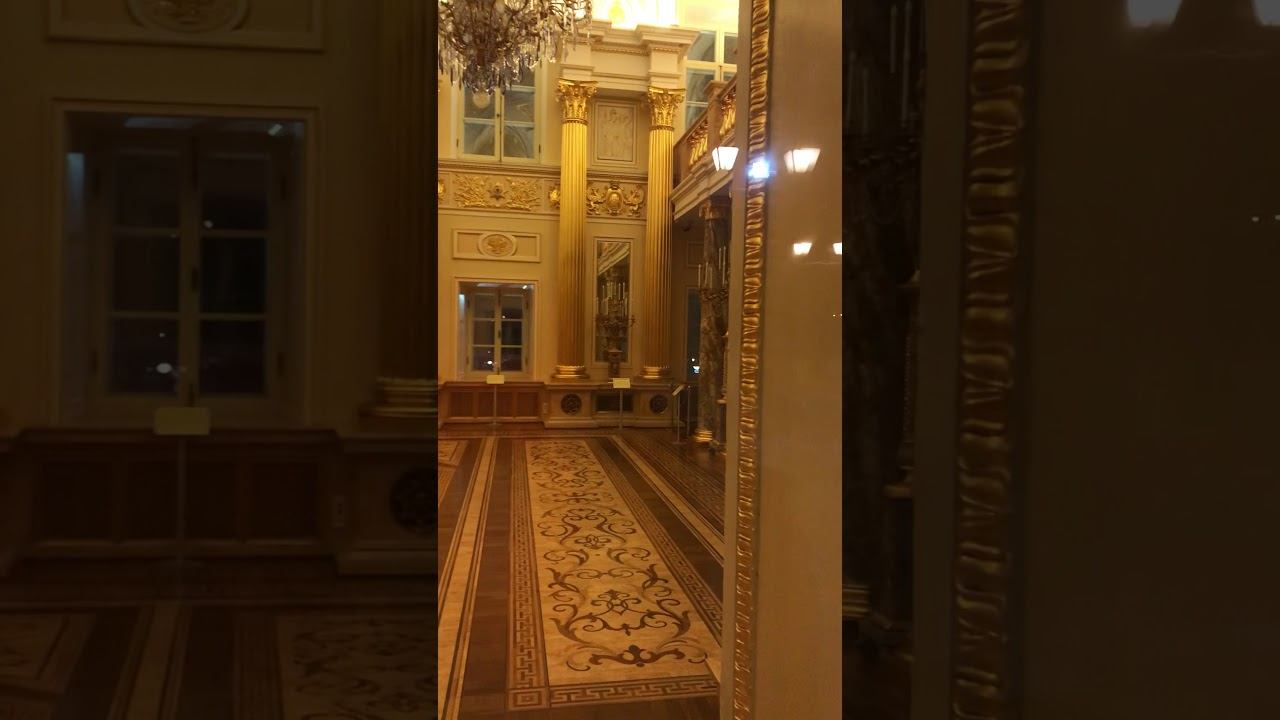 Внутри замка Царицыно. смотреть онлайн