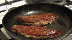 Стейк с кровью