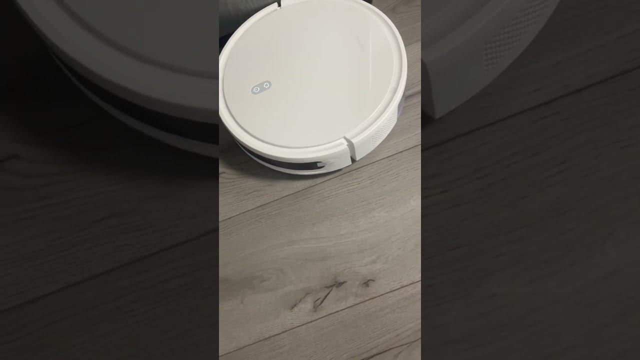 Робот-пилосос Xiaomi mi vacuum смотреть онлайн