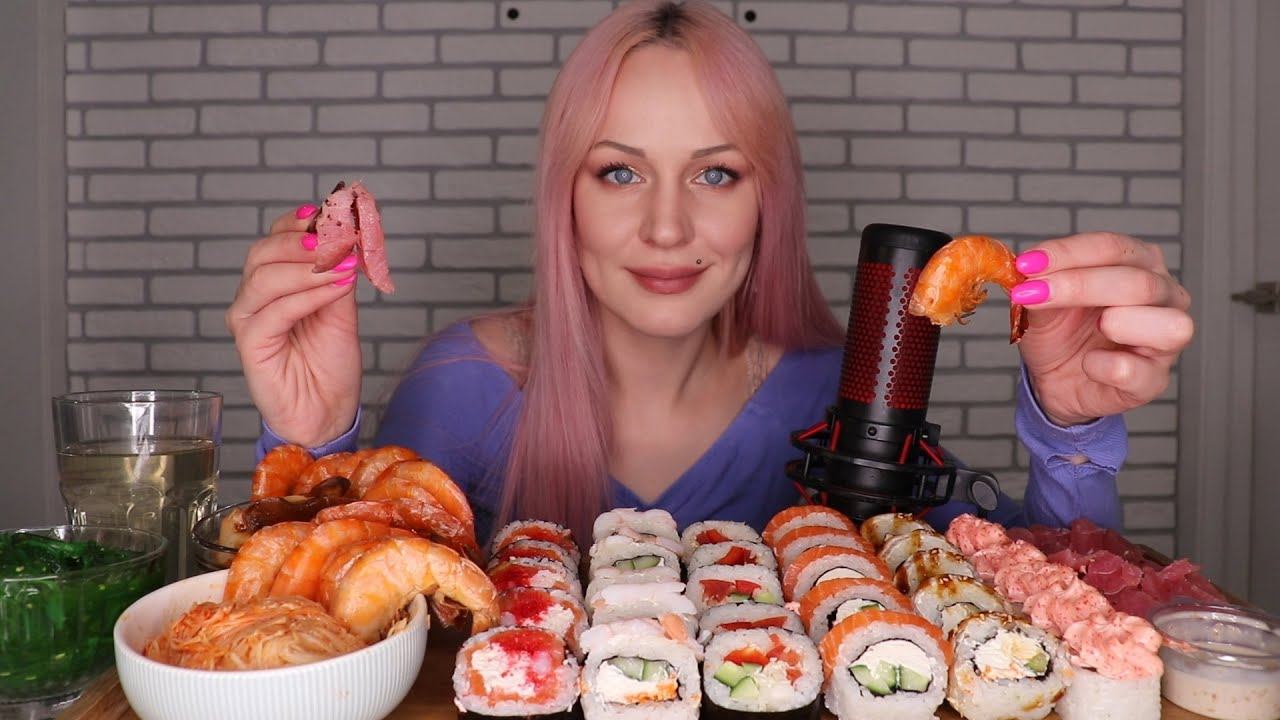 MUKBANG | Роллы/суши, креветки, тунец, закуски | Rolls/sushi, shrimp, tuna, appetizers не ASMR смотреть онлайн