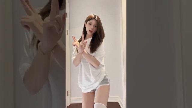 DANCE COVER #830 #dance #douyin #chinesedancer #chinesedance #dancergirl #shorts #dancechallenge смотреть онлайн