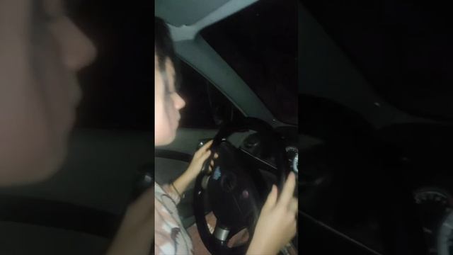 оседлала железного коня. 🤭