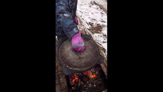 Стример приготовил картошку с курицей) смотреть онлайн