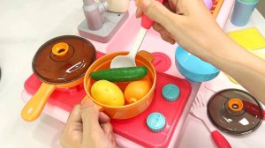 Развивающие игрушки. Игровой набор "Кухня". Для малышей мультики. Игры для детей