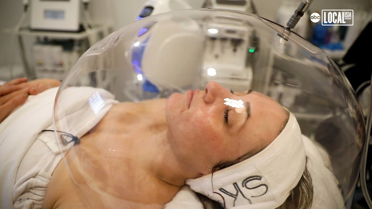 This new facial places your head inside an oxygen dome смотреть онлайн