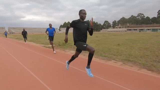 Renato Canova - 1500m And 800m Training 4*(600+500+400+300+200)