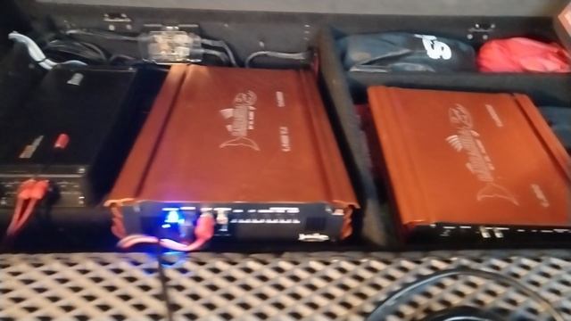 Сабовое звено: моноблок DL-AUDIO Barracuda 1.1400 V.2 и сабвуфер DL-AUDIO Anaconda 10 смотреть онлайн